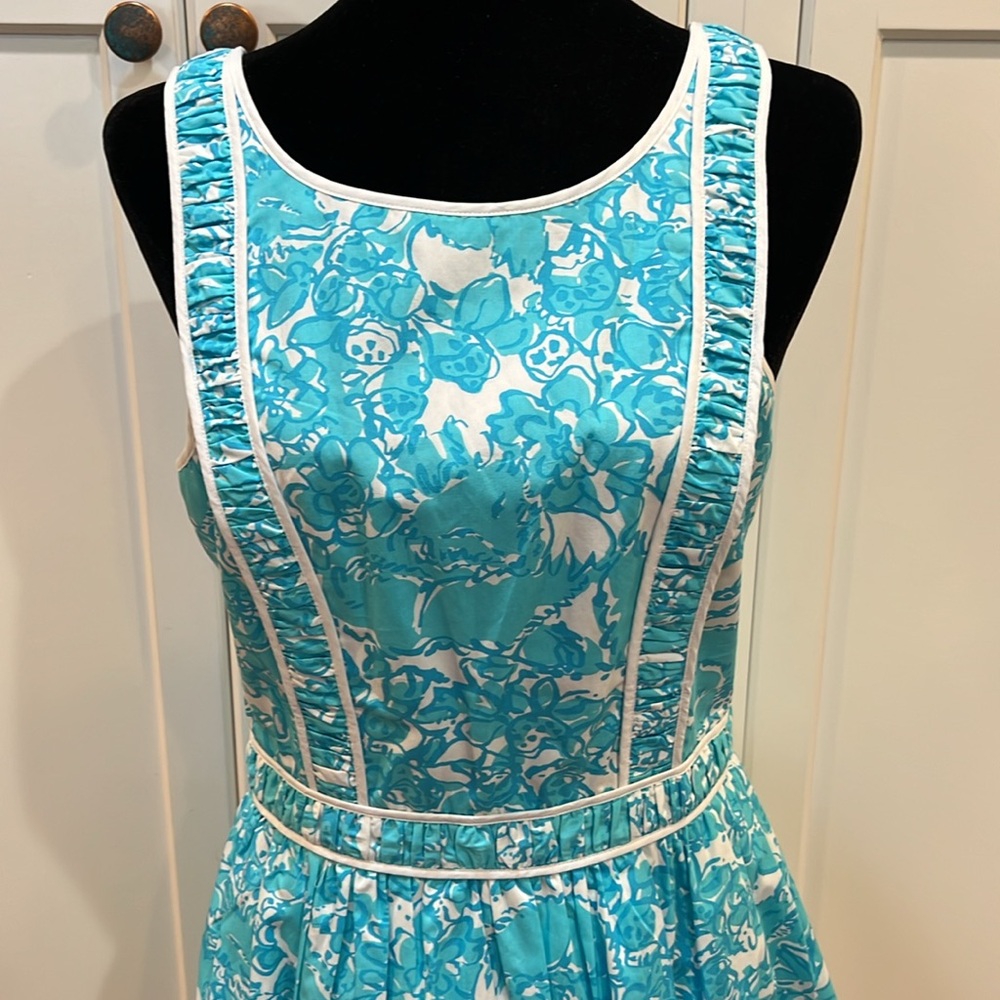 Lilly Pulitzer Becky Dress in She’s A Fox Print, size 8 blue graduation - Picture 3 of 7